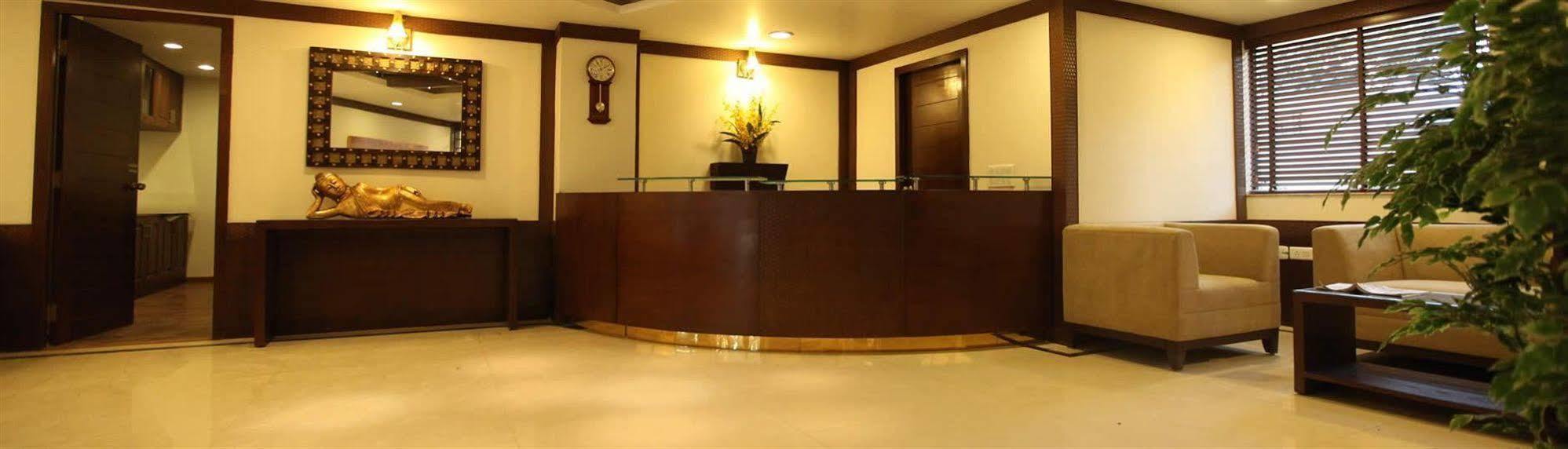 Brunton Heights Executive Suites Bengaluru Kültér fotó