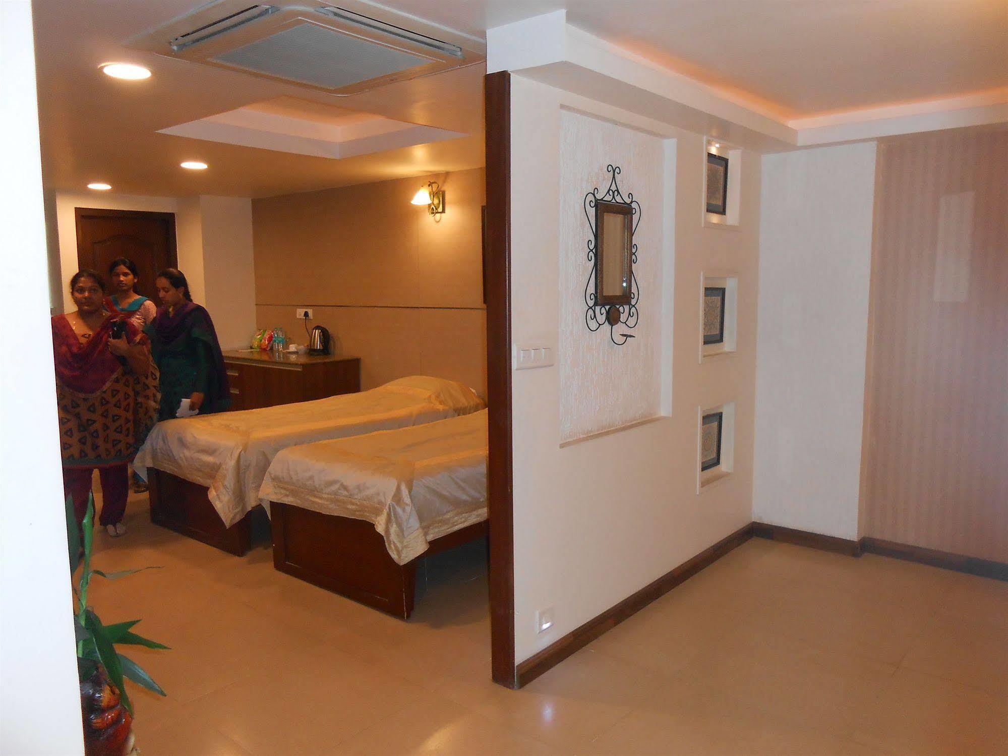 Brunton Heights Executive Suites Bengaluru Kültér fotó
