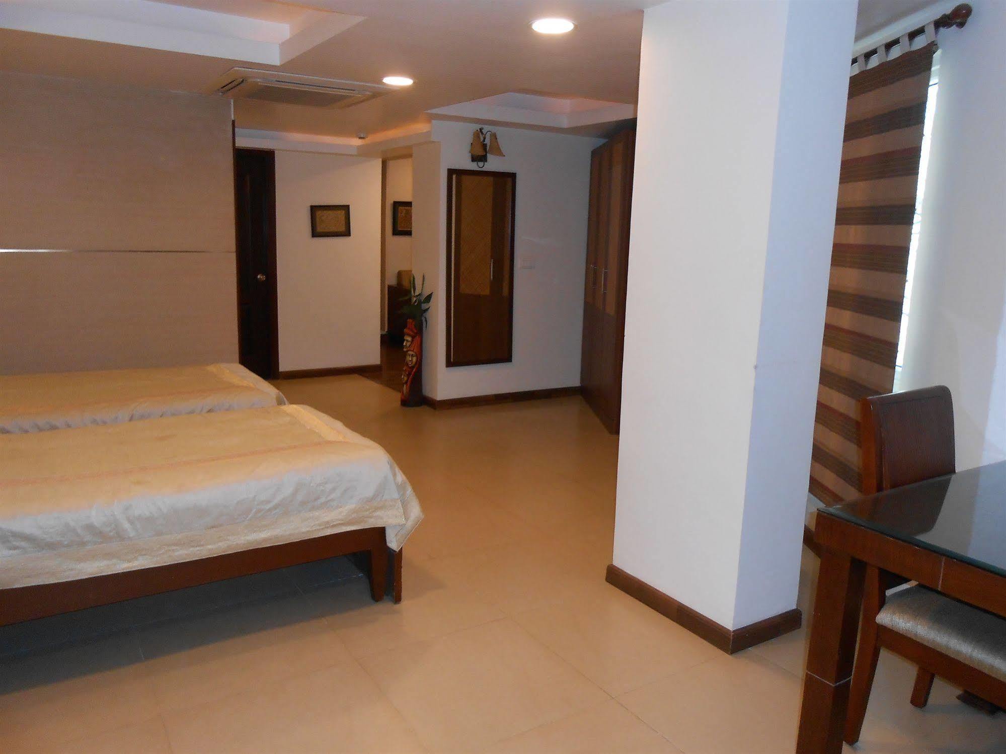 Brunton Heights Executive Suites Bengaluru Kültér fotó