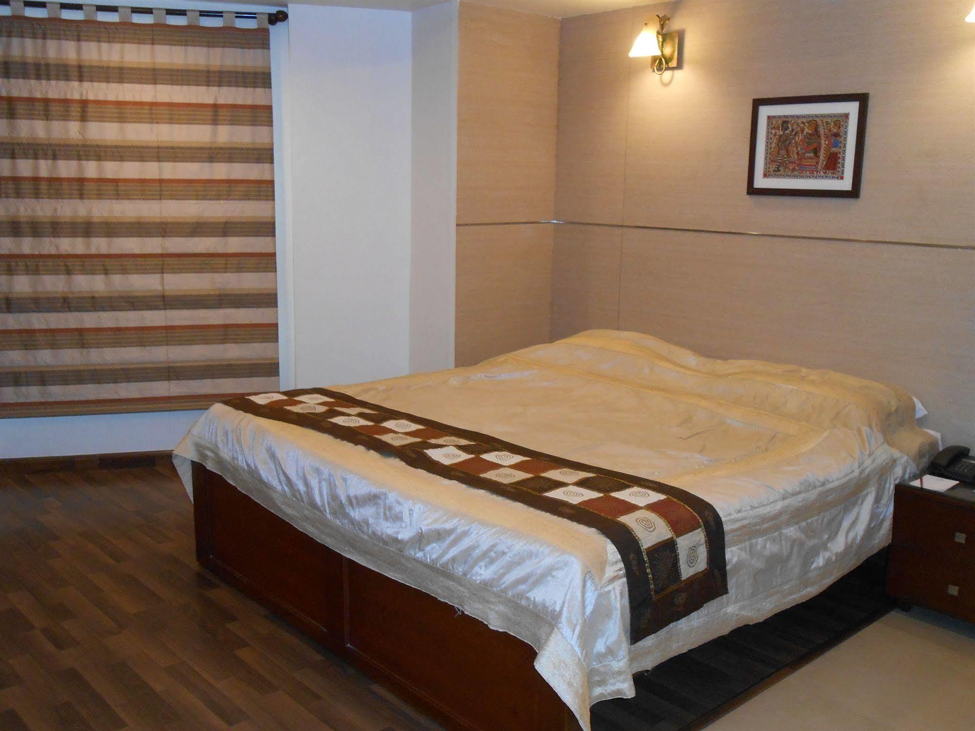 Brunton Heights Executive Suites Bengaluru Kültér fotó